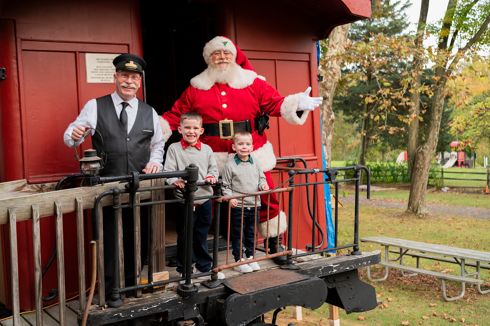 2024 North Pole Train Sessions | DSC_4114.JPG